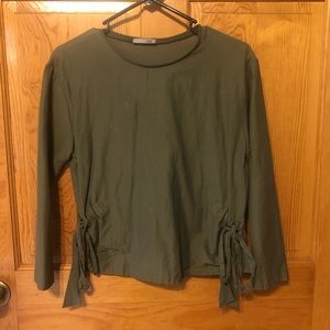 Zara Short blouse w/ cropped sleeves